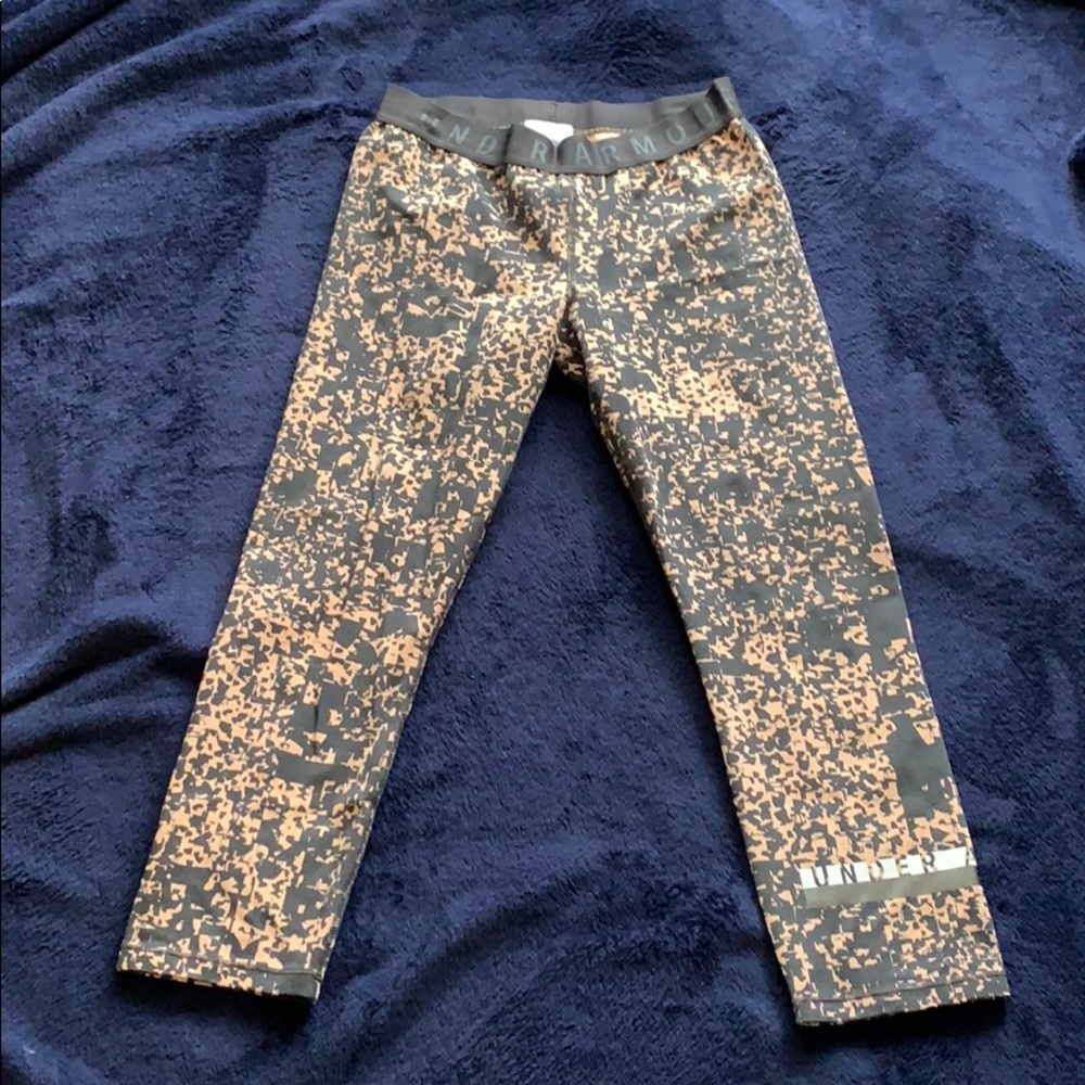 Under armour patterned leggings